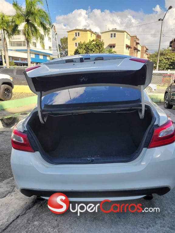 2017 Nissan Altima S — foto 10 / 11