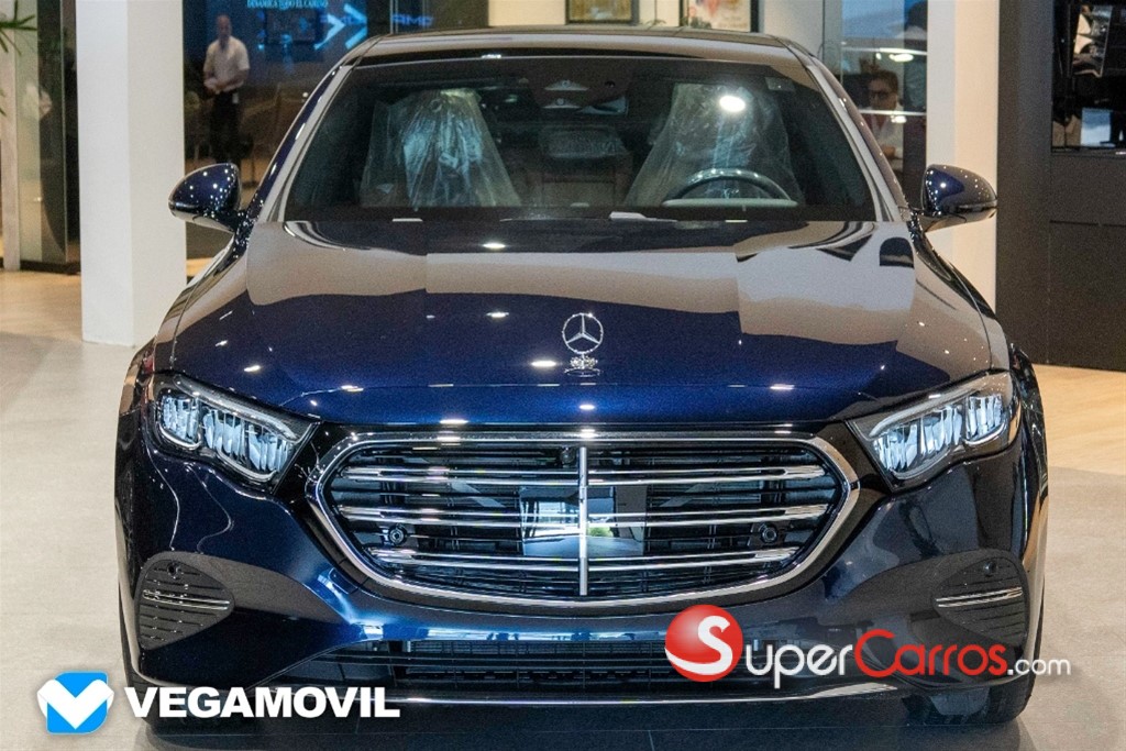 2026 Mercedes-Benz Clase E 300 Advantage — foto 4 / 12