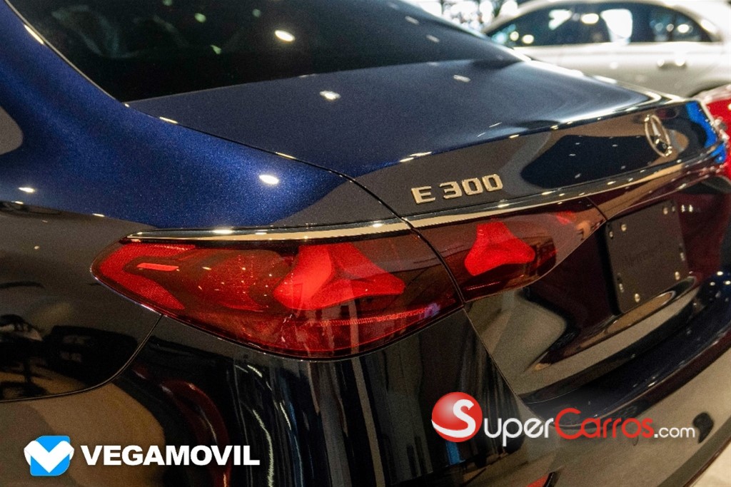 2026 Mercedes-Benz Clase E 300 Advantage — foto 10 / 12