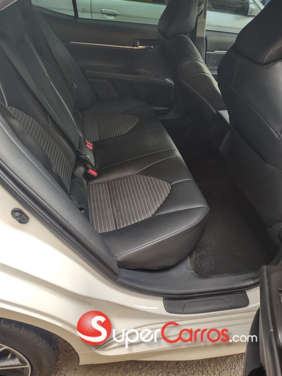 2021 Toyota Camry SE — foto 6 / 11