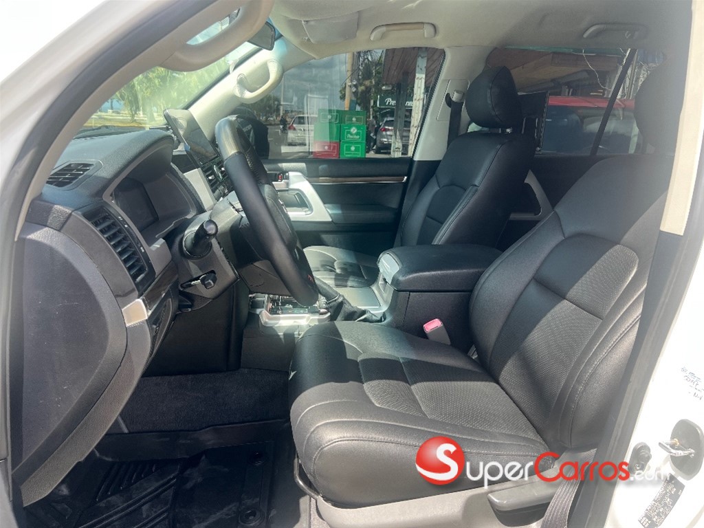 2009 Toyota Land Cruiser — foto 6 / 11