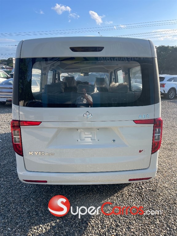 2025 KYC V3 11 Pasajeros — foto 4 / 11
