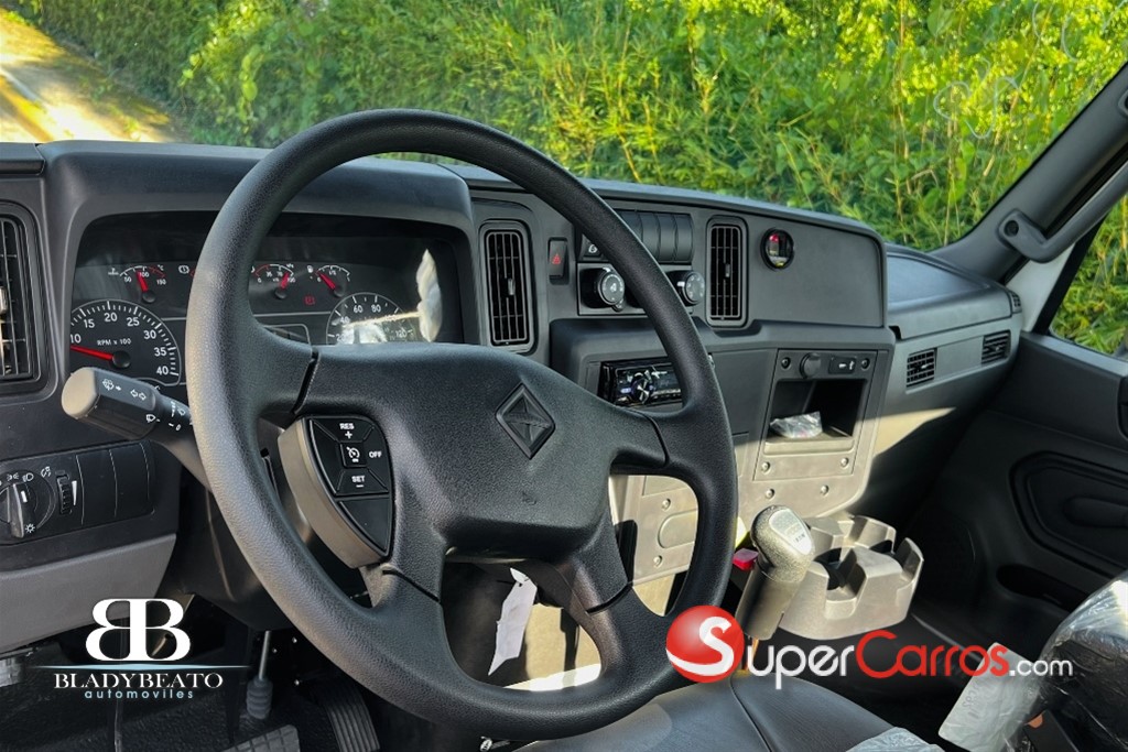 2025 International Camion — foto 7 / 10