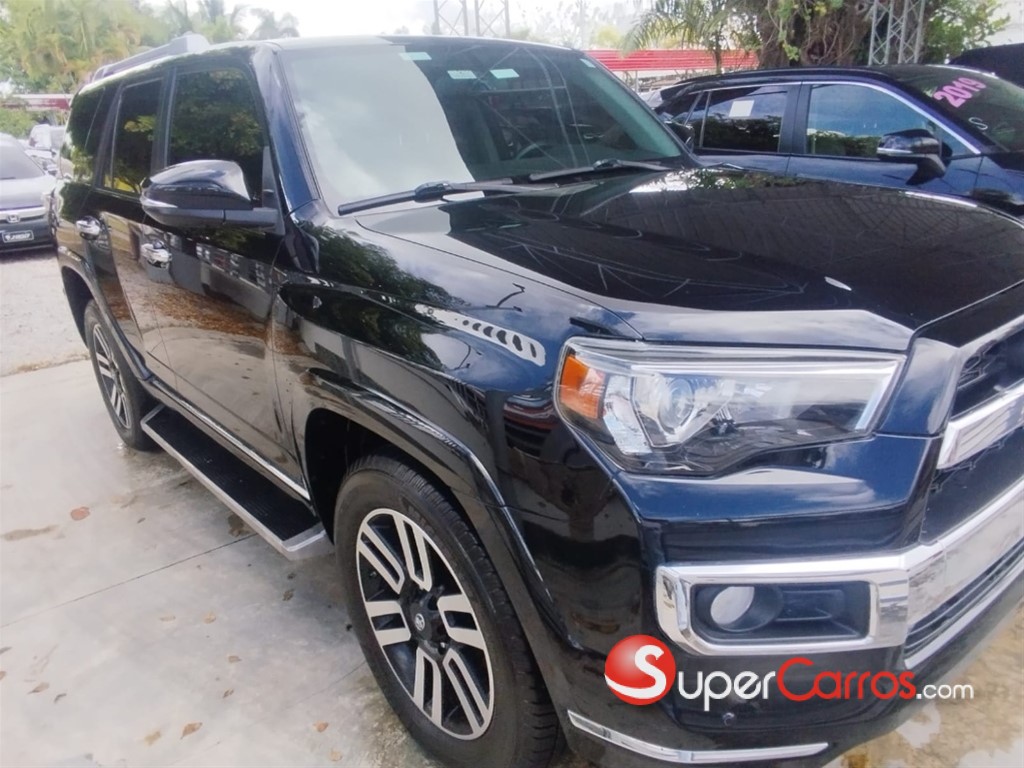 2018 Toyota 4 Runner Limited — foto 4 / 8