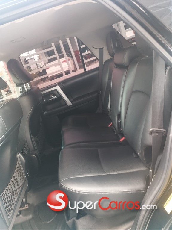 2018 Toyota 4 Runner Limited — foto 5 / 8