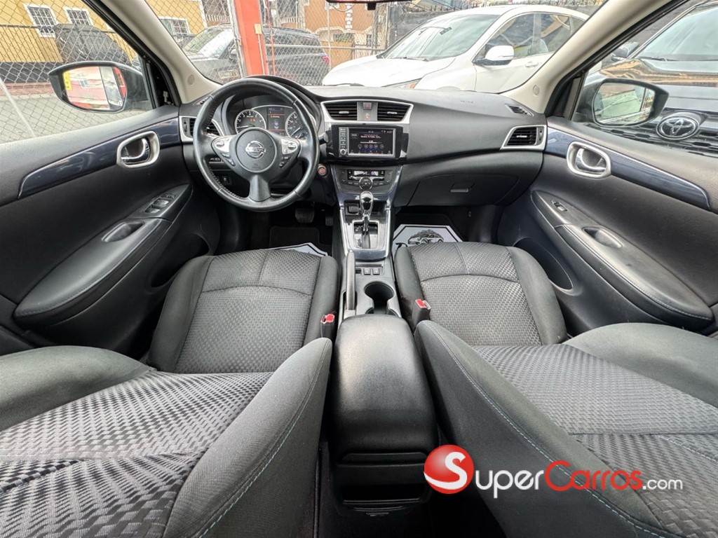 2019 Nissan Sentra SR — foto 8 / 10