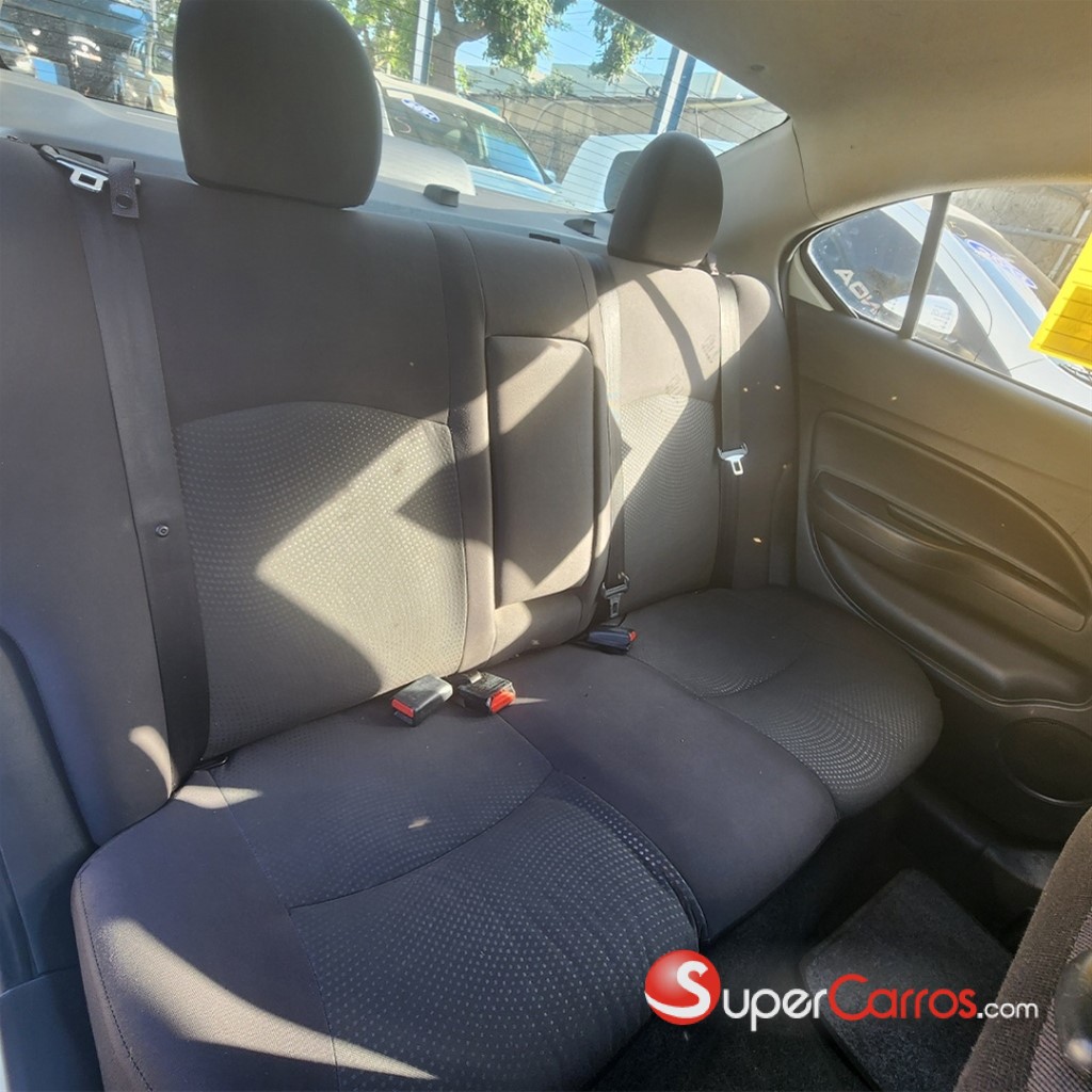 2019 Mitsubishi Motors Mirage G4 — foto 7 / 10