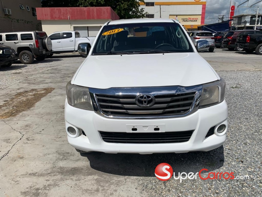 2013 Toyota Hilux 2.4