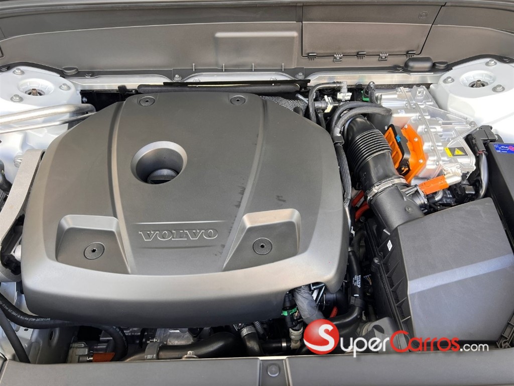 2026 Volvo XC90 Ultimate T8 — foto 12 / 12