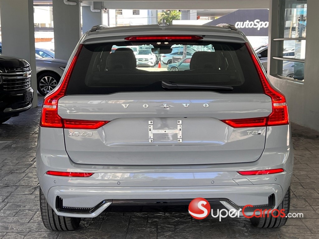 2026 Volvo XC60 T8 Ultimate Recharge — foto 3 / 11