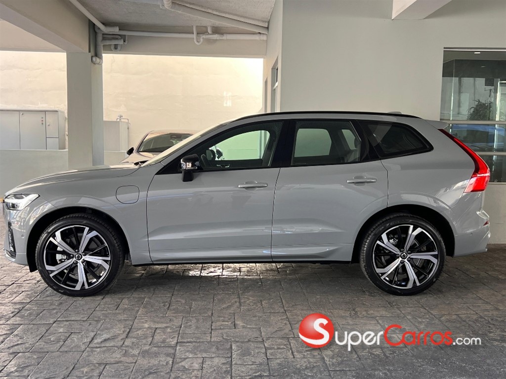2026 Volvo XC60 T8 Ultimate Recharge — foto 5 / 11