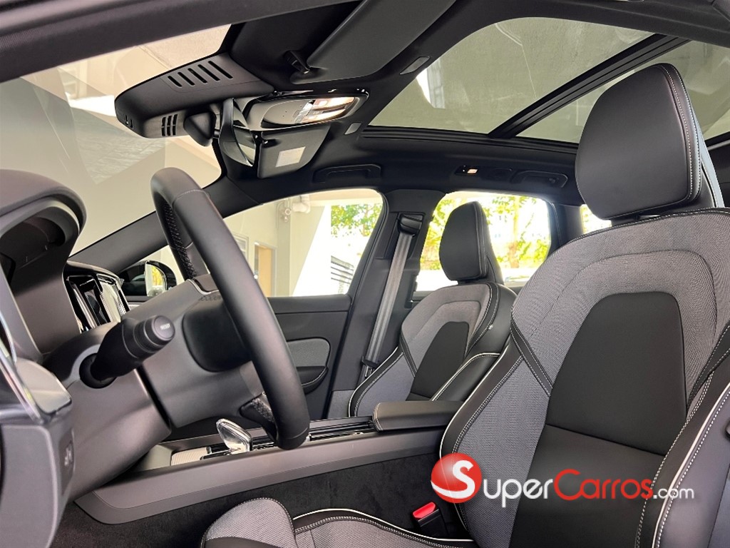 2026 Volvo XC60 T8 Ultimate Recharge — foto 7 / 11