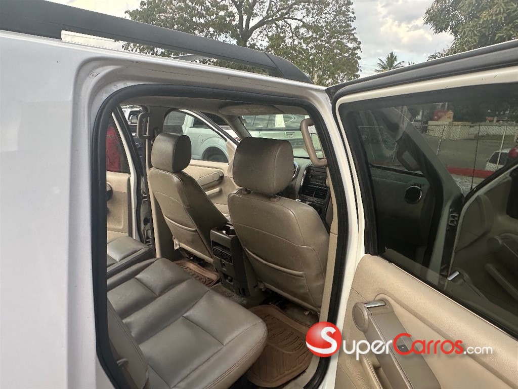 2007 Ford Explorer XLT 4WD — foto 11 / 11