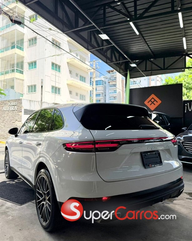 2021 Porsche Cayenne — foto 3 / 7