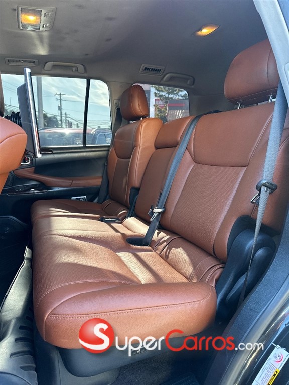 2013 Lexus LX 570 — foto 5 / 7