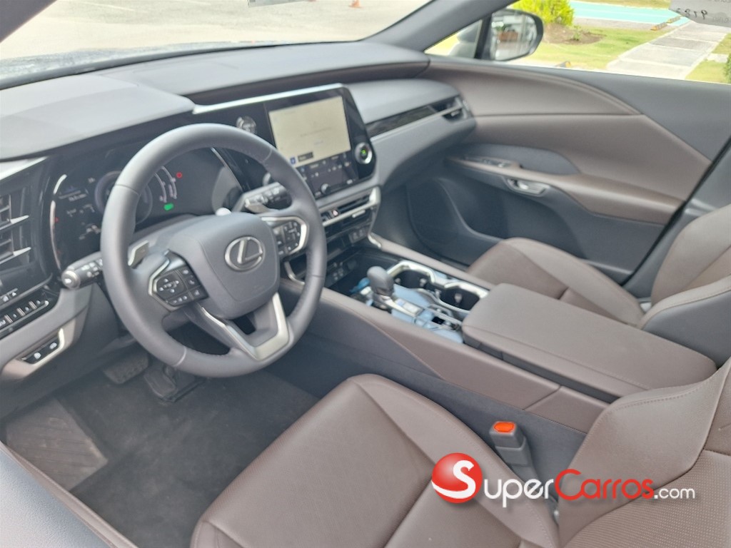 2026 Lexus RX 350H — foto 3 / 6