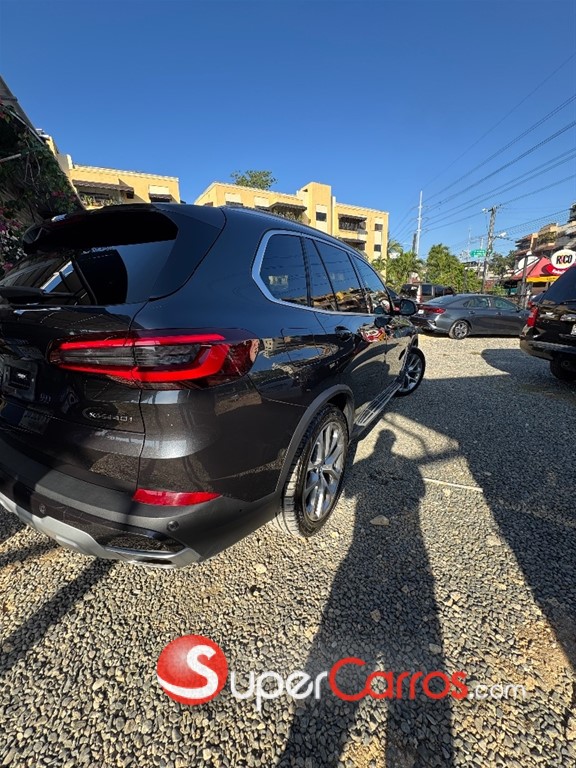 2023 BMW X 5 XDRIVE 40i — foto 4 / 10