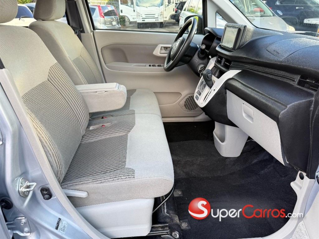 2019 Daihatsu Move — foto 6 / 12