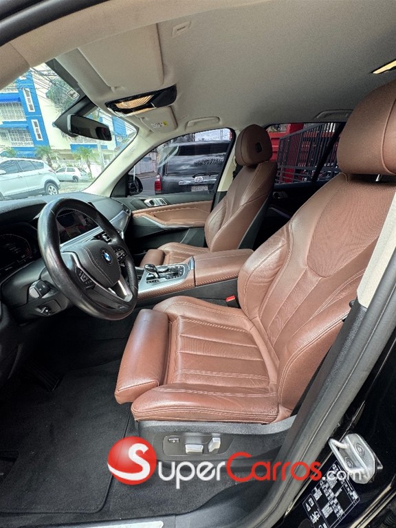 2021 BMW X 5 25D — foto 9 / 12