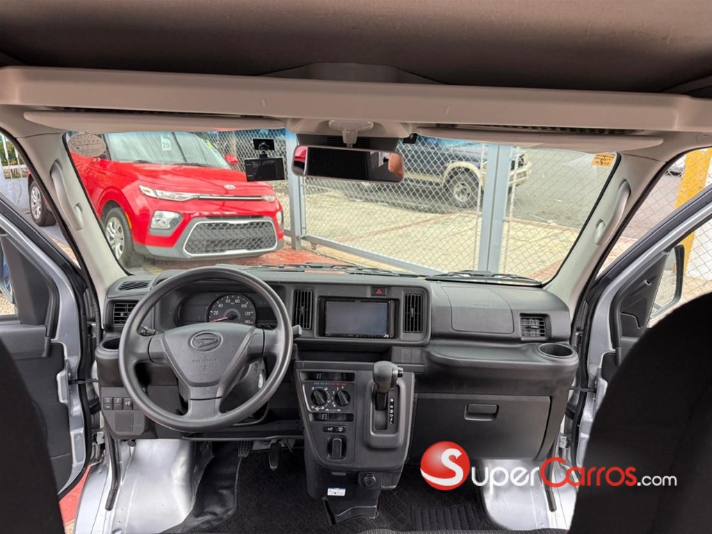 2020 Daihatsu Hijet Minivan — foto 7 / 8