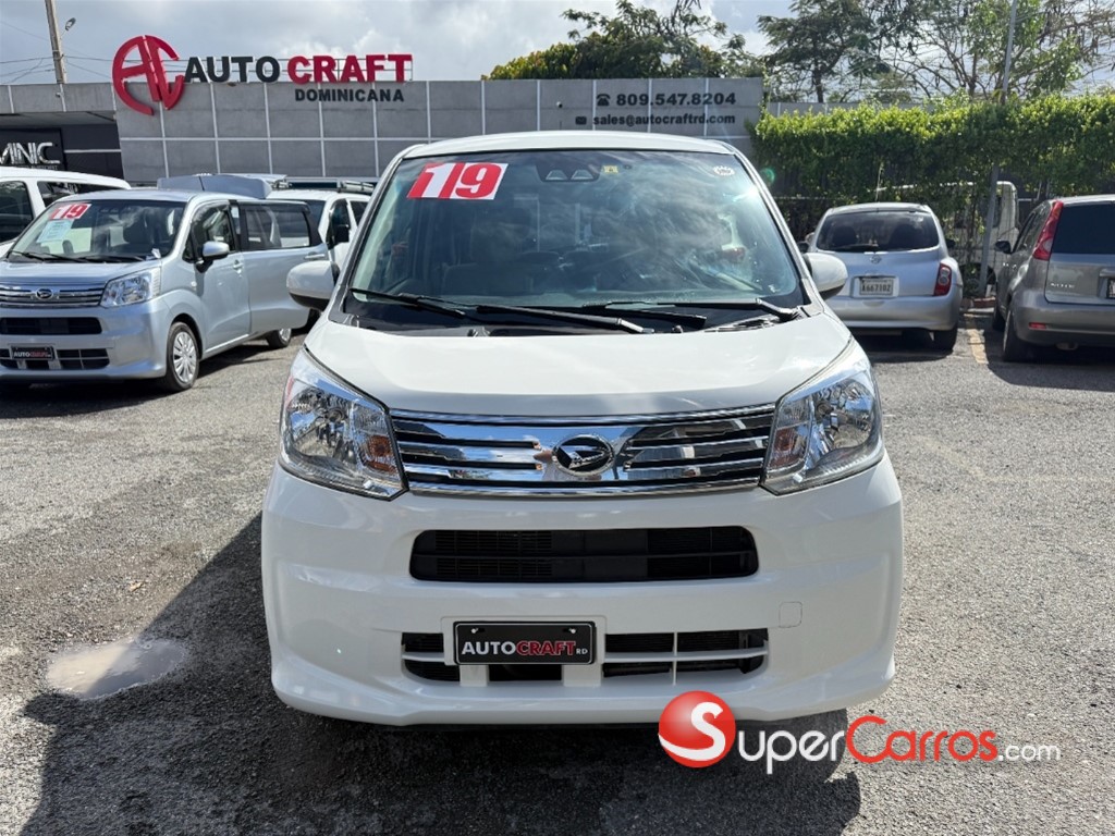 2019 Daihatsu Move — foto 7 / 12