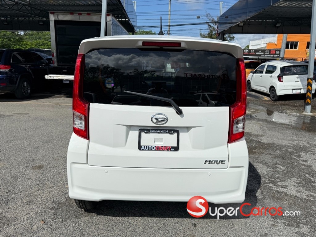 2019 Daihatsu Move — foto 11 / 12