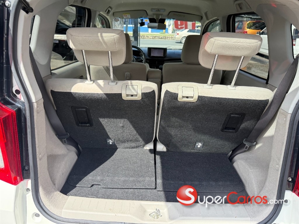 2019 Daihatsu Move — foto 12 / 12