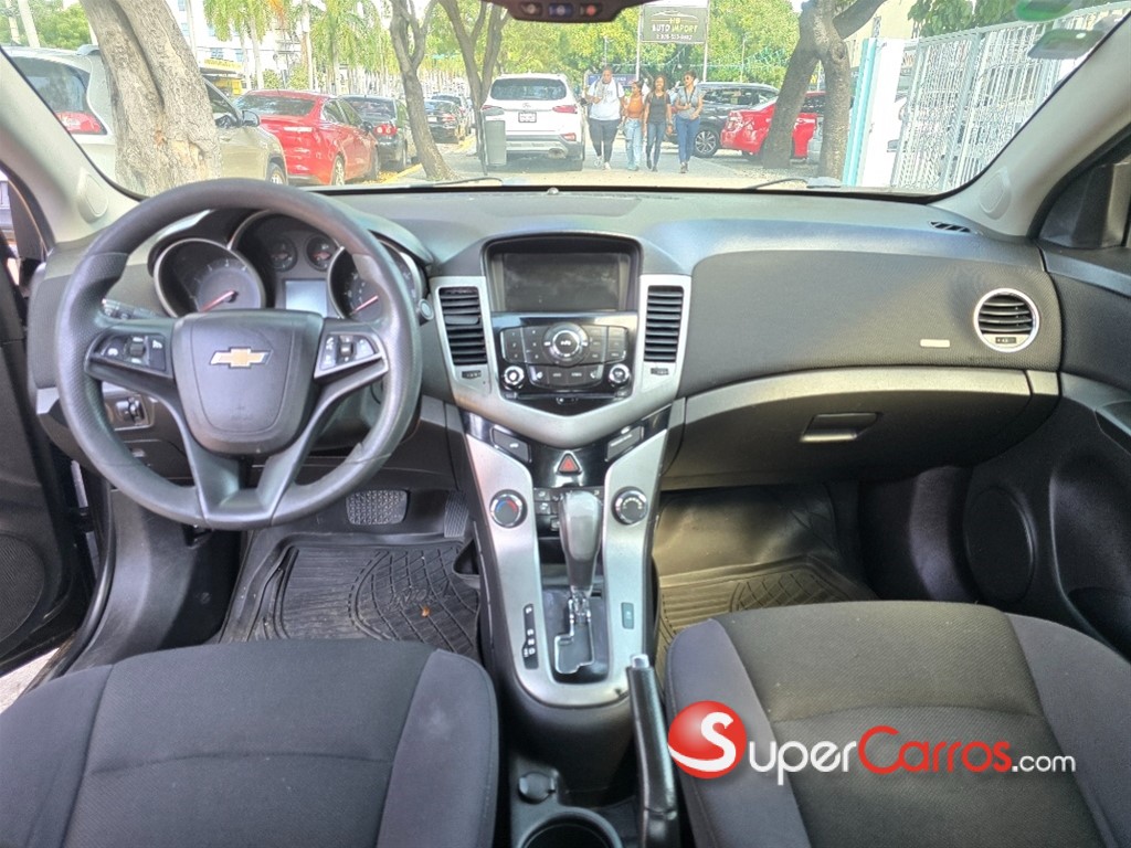 2015 Chevrolet Cruze LT — foto 8 / 9