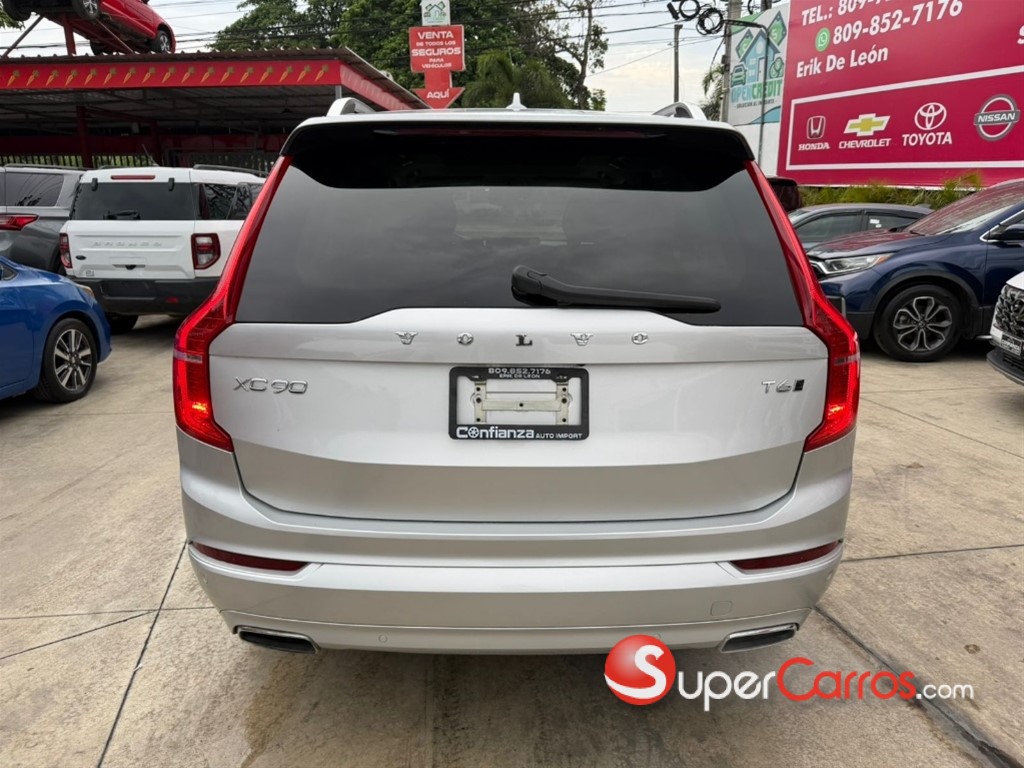 2019 Volvo XC90 Momentum T6 — foto 5 / 12