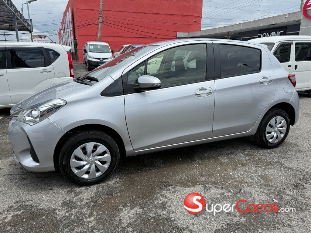 2019 Toyota VITZ — foto 12 / 12