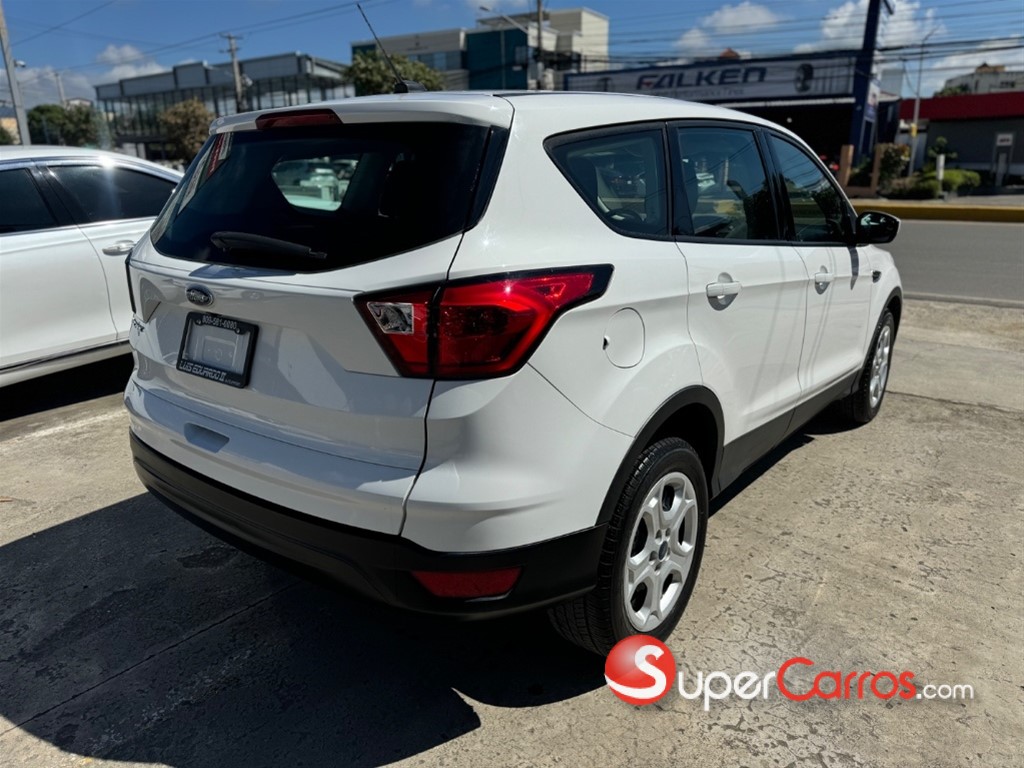2019 Ford Escape — foto 4 / 8