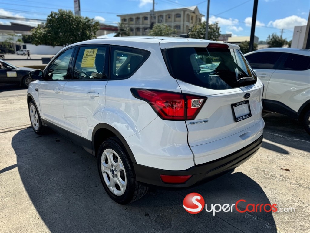 2019 Ford Escape — foto 5 / 8
