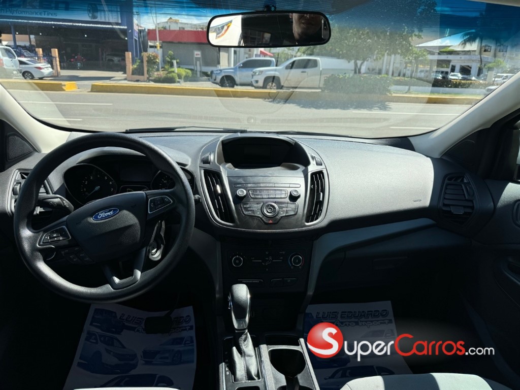2019 Ford Escape — foto 8 / 8