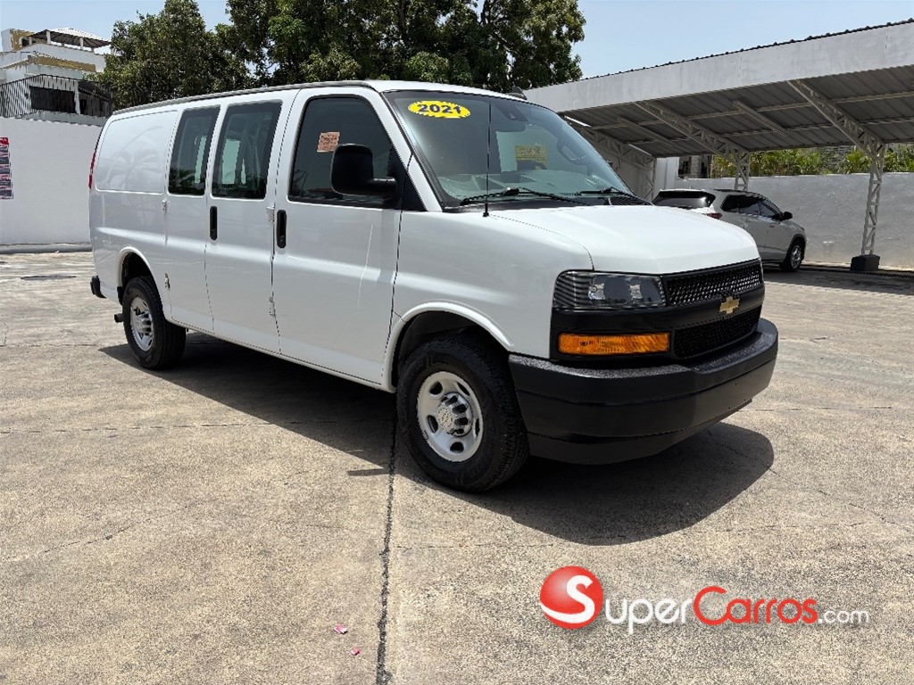 2021 Chevrolet Express G2500 — foto 2 / 11