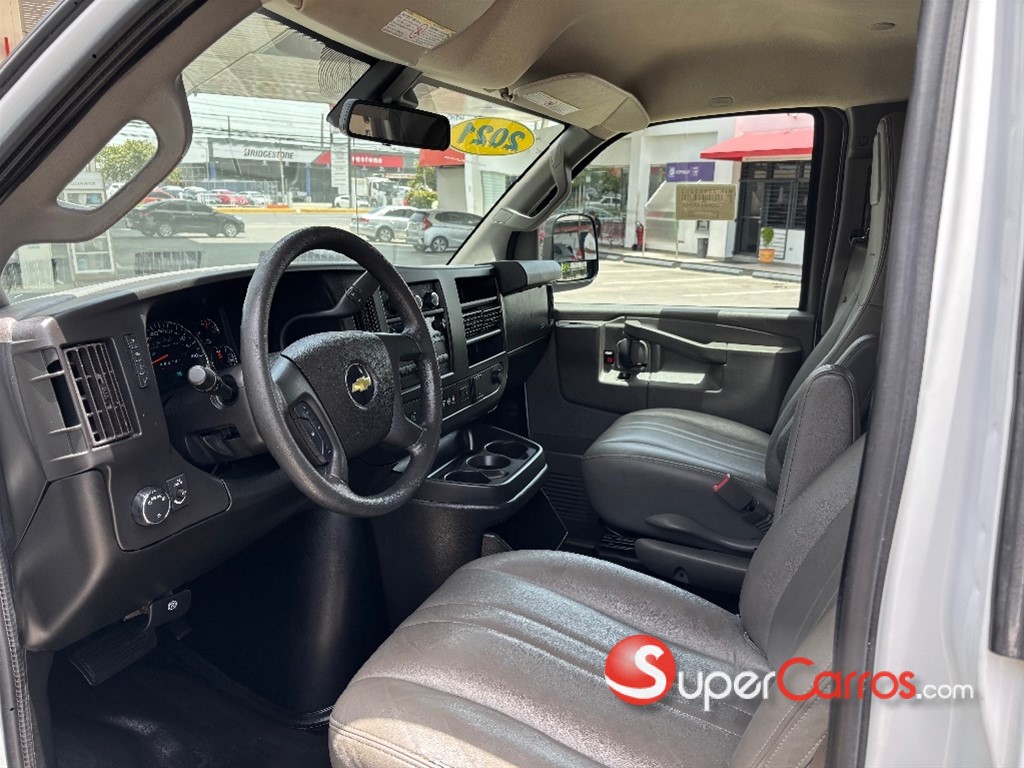 2021 Chevrolet Express G2500 — foto 8 / 11