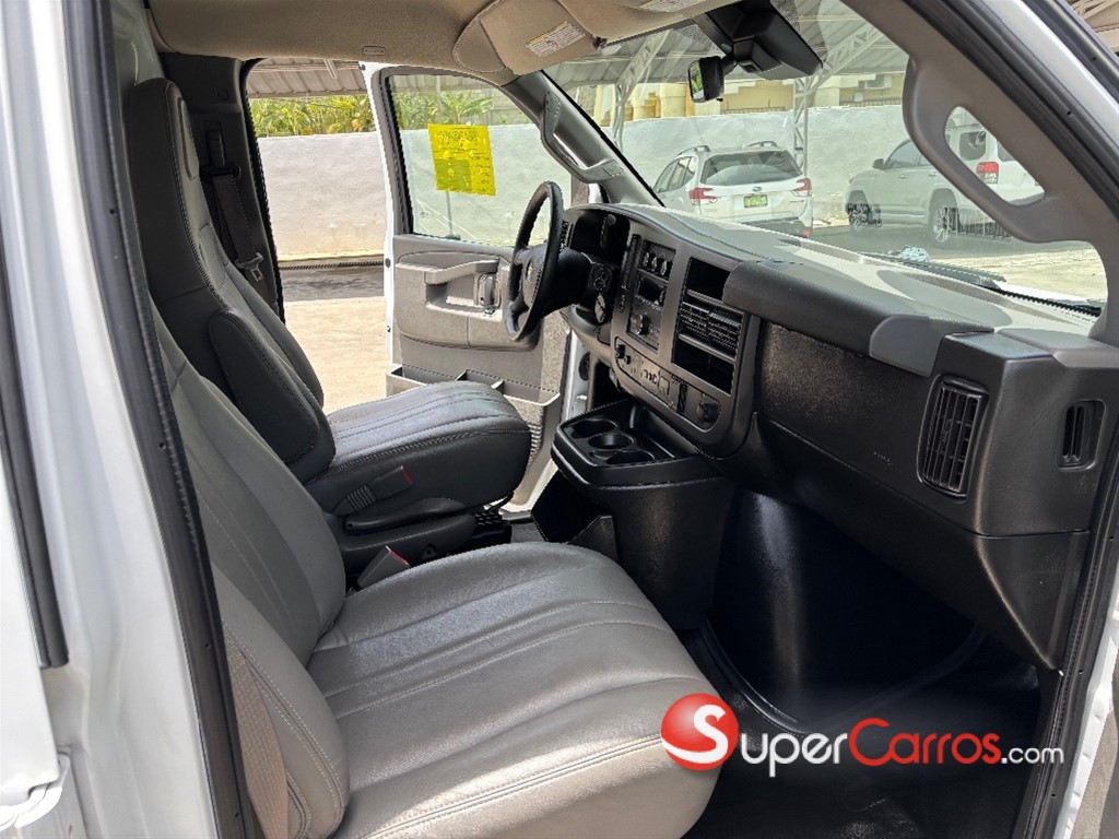 2021 Chevrolet Express G2500 — foto 9 / 11