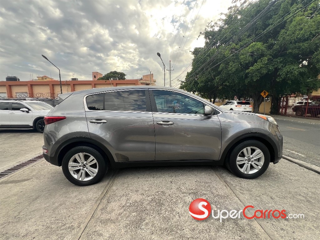 2017 Kia Sportage LX — foto 4 / 12