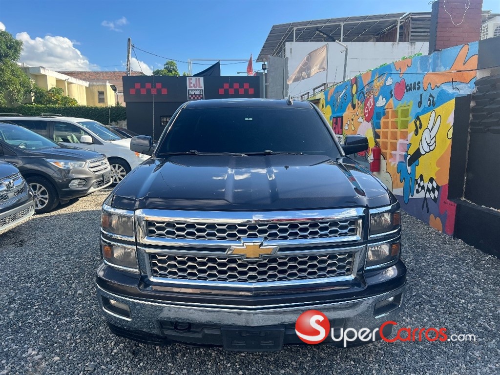 2015 Chevrolet Silverado Custom — foto 2 / 12