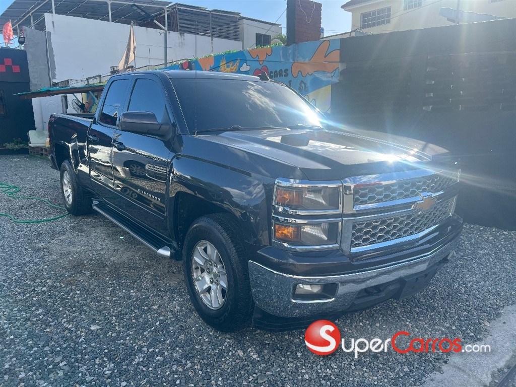 2015 Chevrolet Silverado Custom — foto 3 / 12
