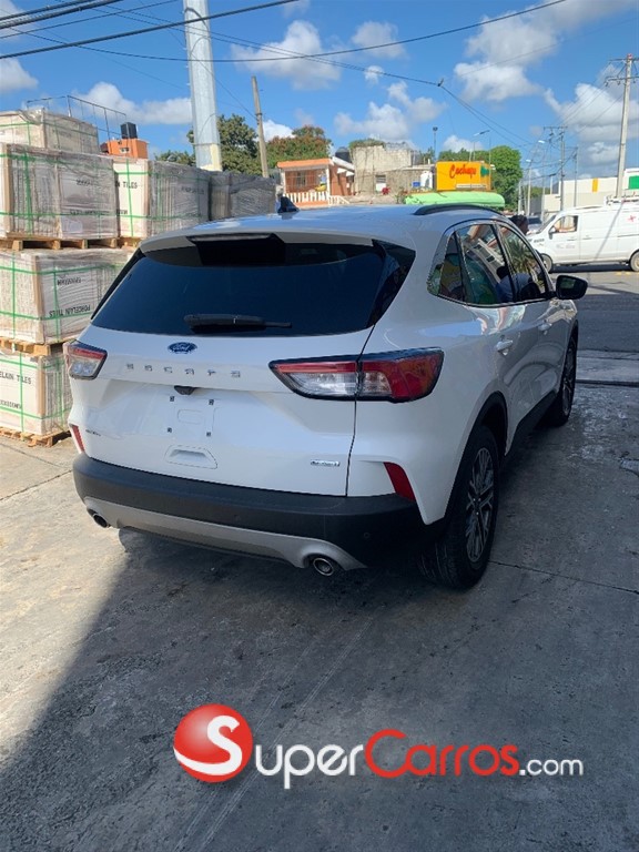 2020 Ford Escape — foto 3 / 9