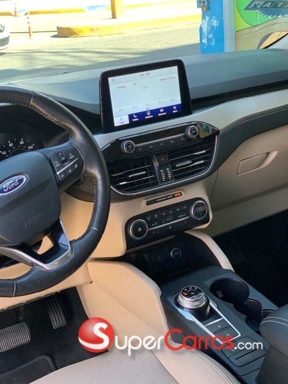 2020 Ford Escape — foto 5 / 9