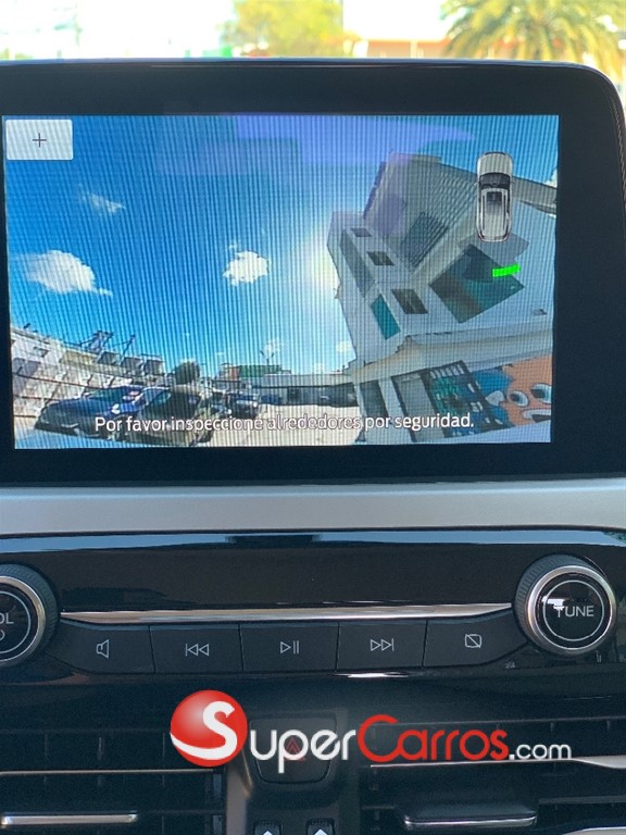 2020 Ford Escape — foto 8 / 9
