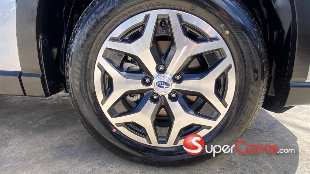 2025 Subaru Forester — foto 8 / 10