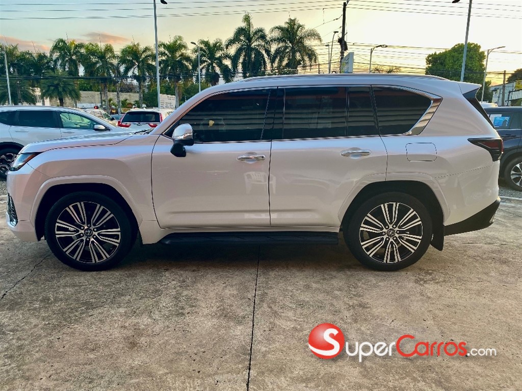 2022 Lexus LX 600 Luxury — foto 4 / 12