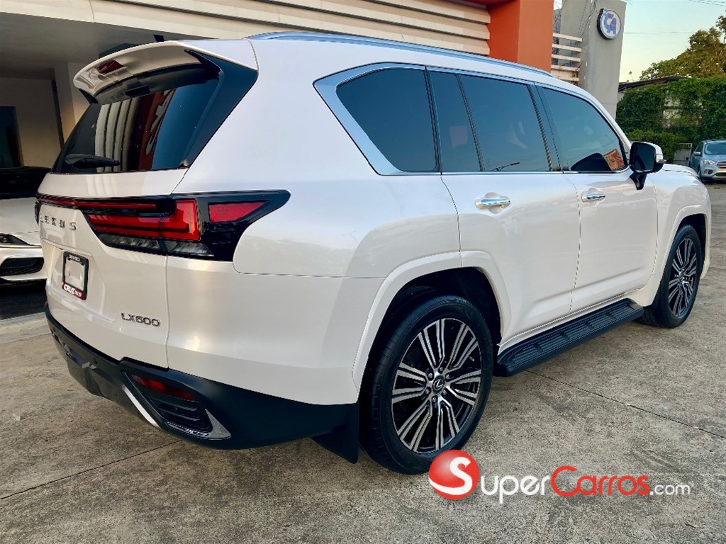 2022 Lexus LX 600 Luxury — foto 6 / 12