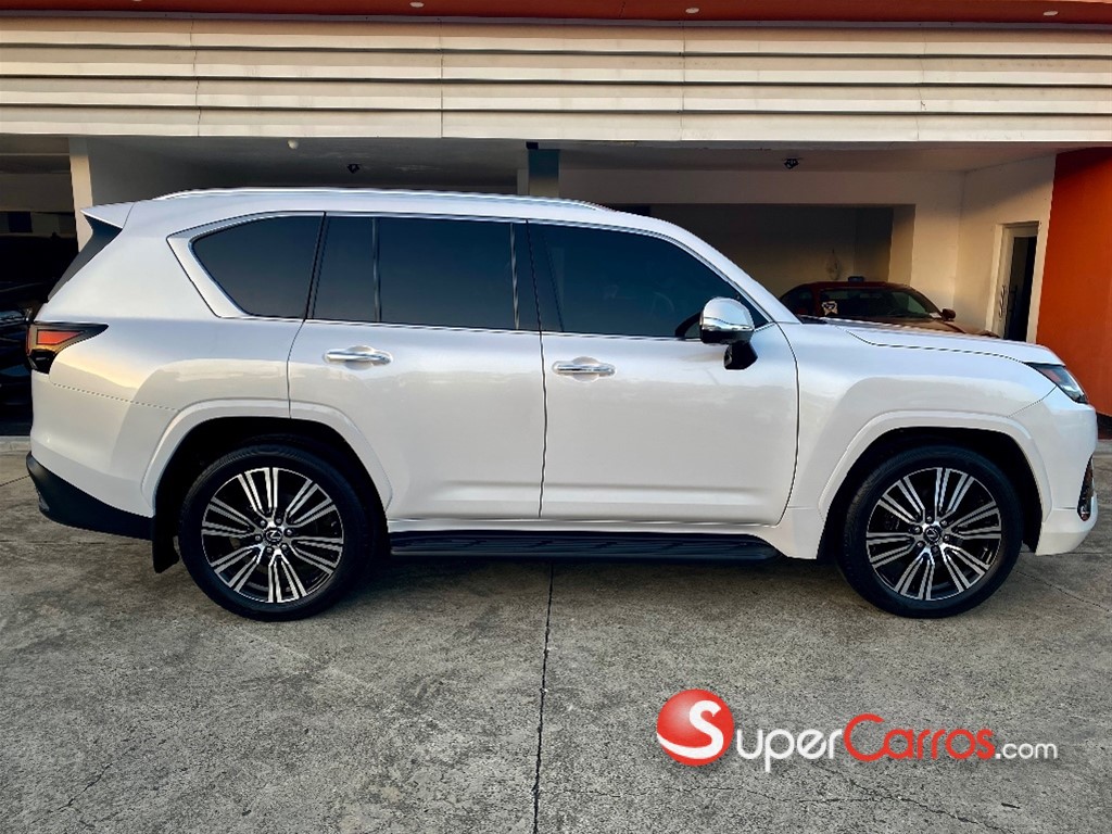 2022 Lexus LX 600 Luxury — foto 7 / 12
