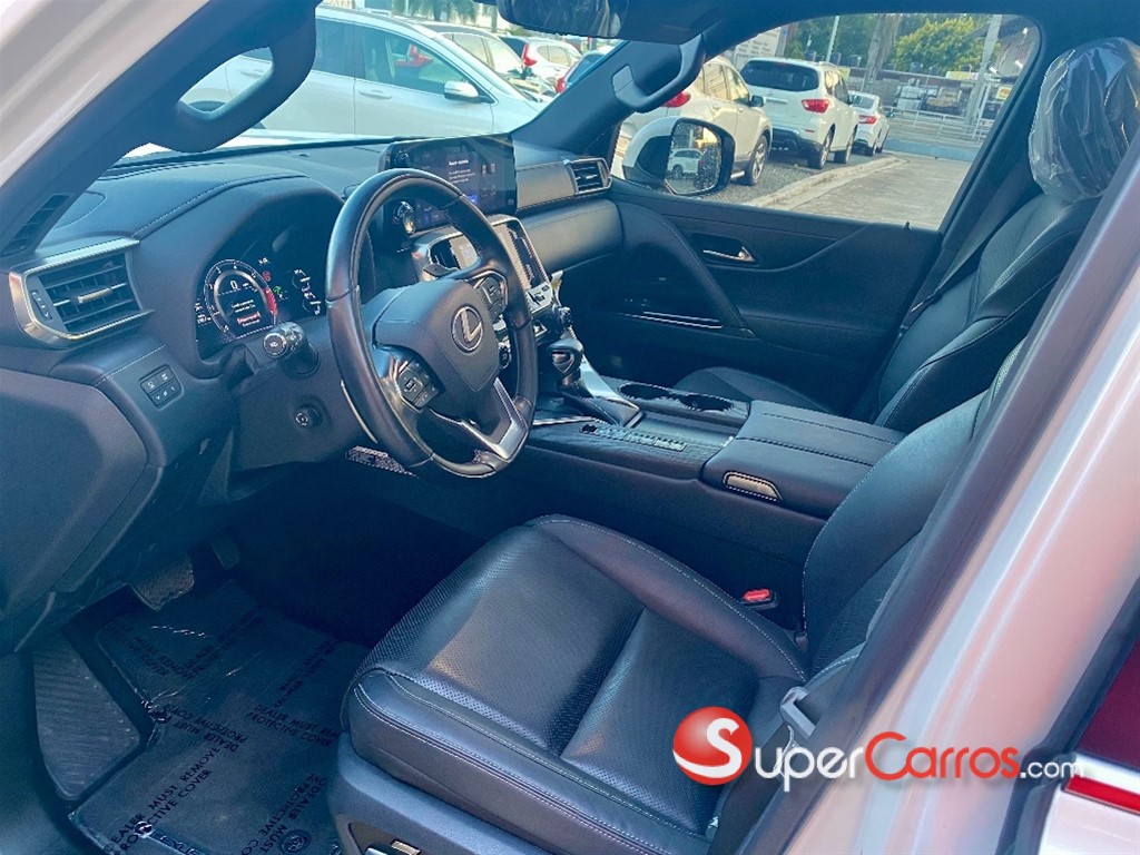 2022 Lexus LX 600 Luxury — foto 8 / 12
