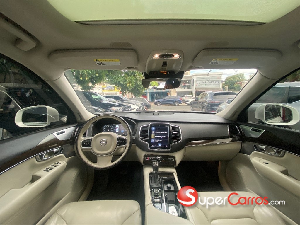 2018 Volvo XC90 Momentum T6 — foto 8 / 12
