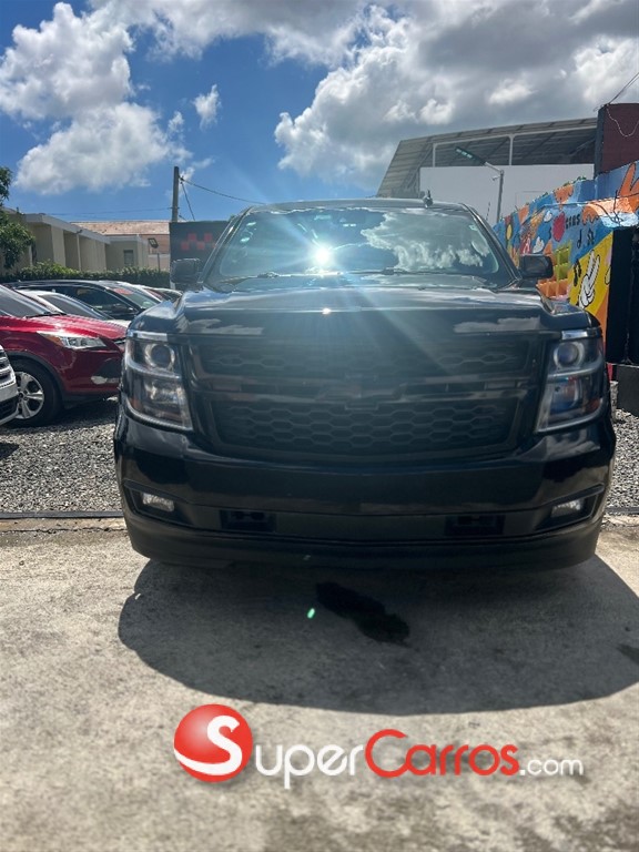 2015 Chevrolet Suburban LTZ — foto 2 / 12