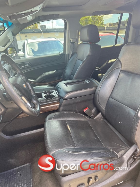 2015 Chevrolet Suburban LTZ — foto 5 / 12